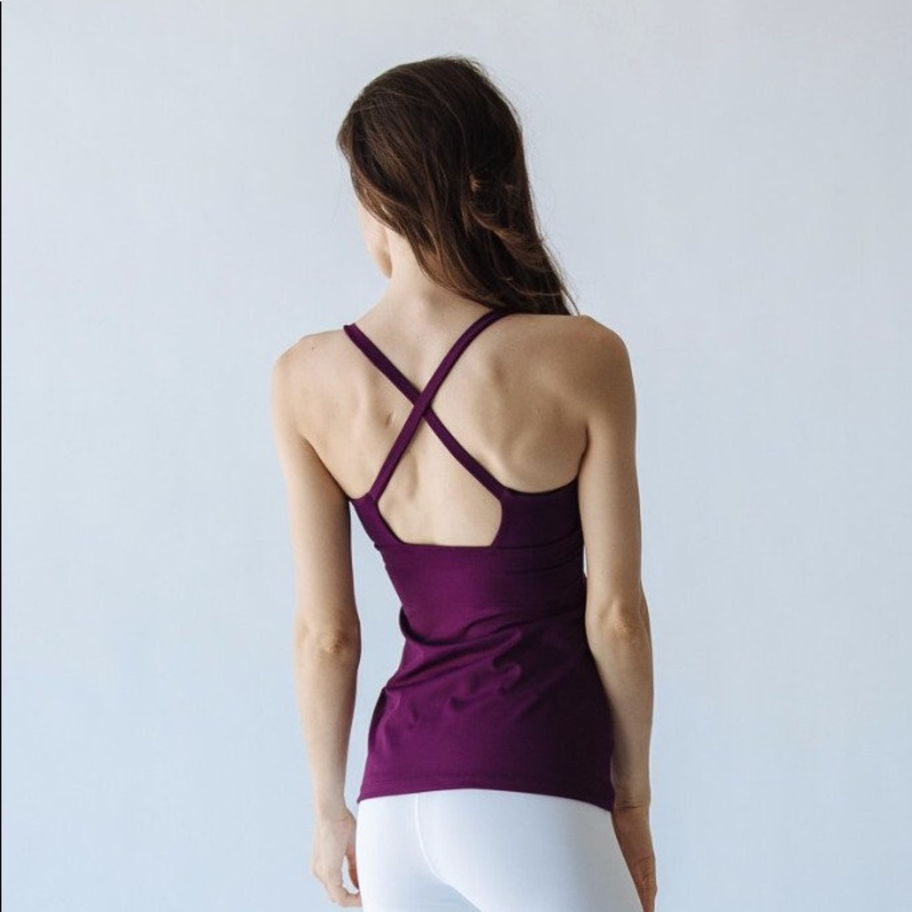 Montiel workout top